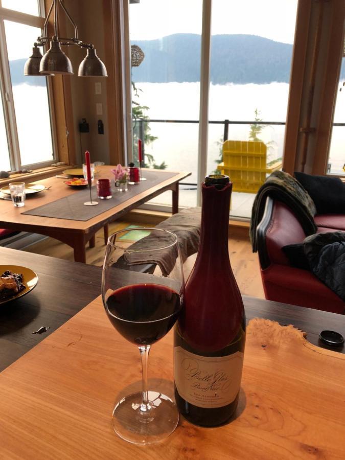Villa Bjorn Holm à Port Renfrew Extérieur photo