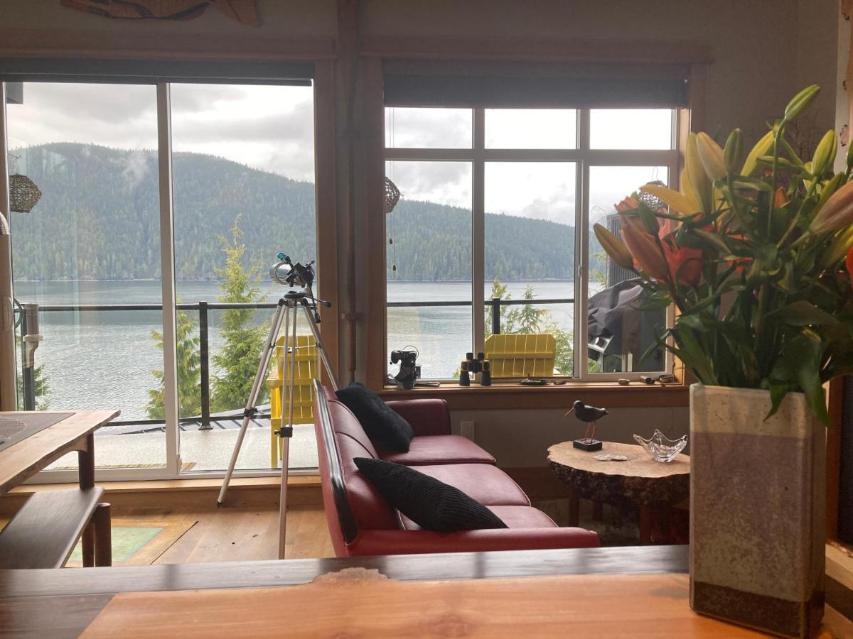 Villa Bjorn Holm à Port Renfrew Extérieur photo