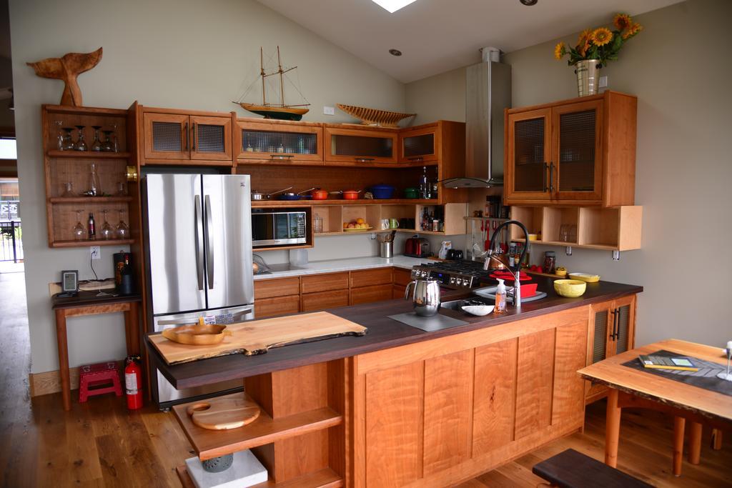Villa Bjorn Holm à Port Renfrew Extérieur photo